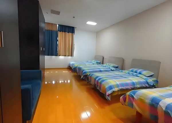 压六宫